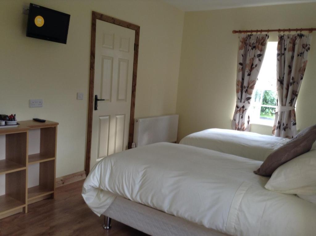 Deerpark Manor Bed And Breakfast Swinford Ngoại thất bức ảnh